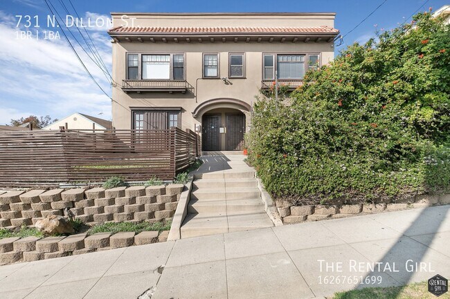 Building Photo - 731 N Dillon St