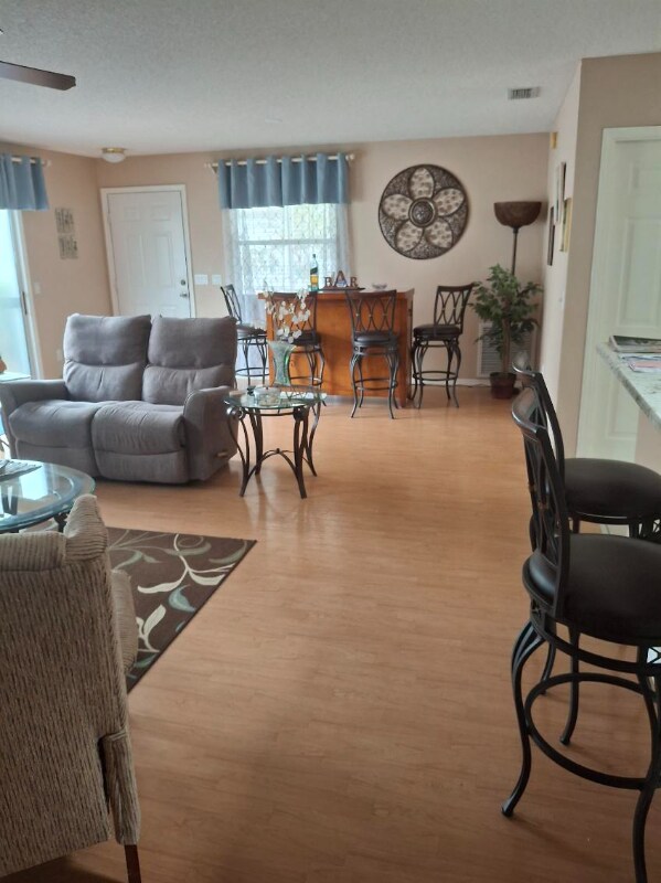 Building Photo - 1606 Campos Dr