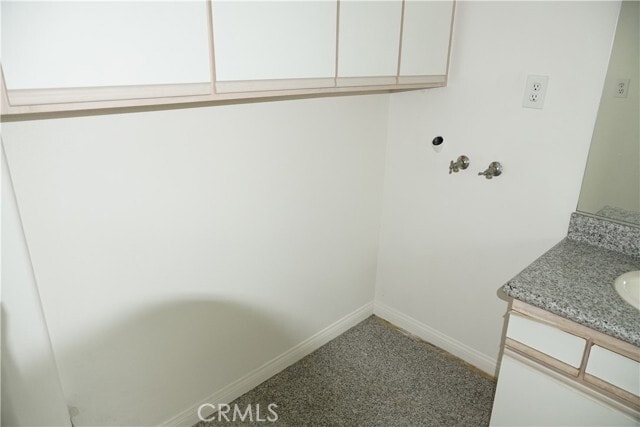 Building Photo - 1200 Oakwood Dr