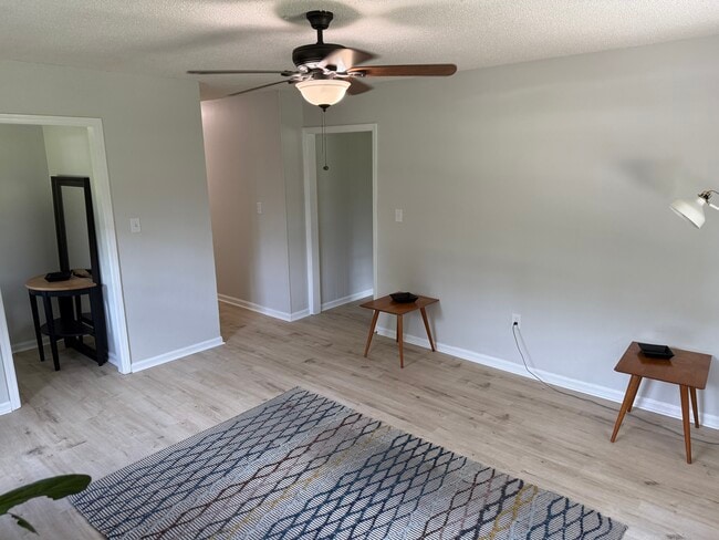 Building Photo - 4451 Donwood Dr