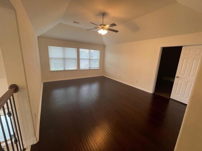 Building Photo - 3903 Birch Vale Ln