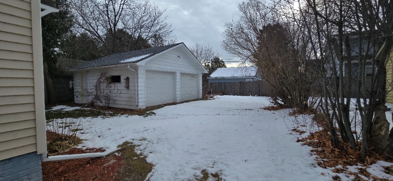 Building Photo - 1519-122n 22nd St