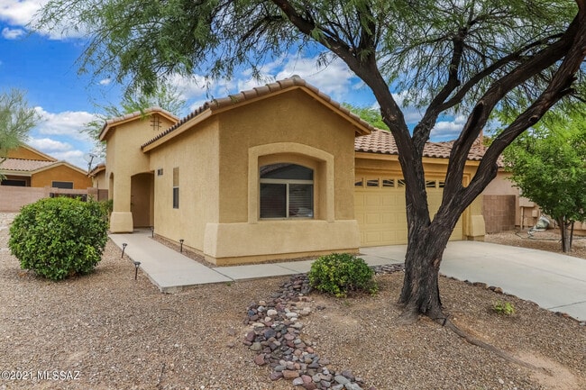 Building Photo - 10489 Bonpland Willow Dr