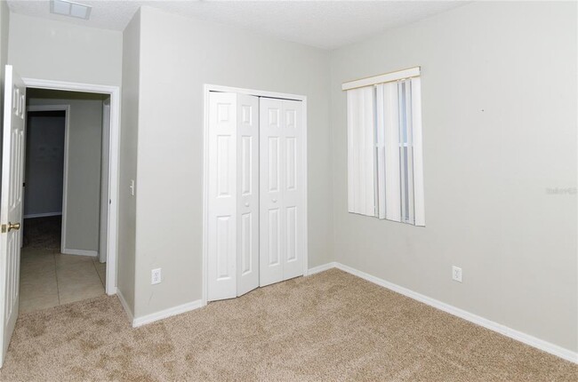 Building Photo - 1129 Knollwood Dr