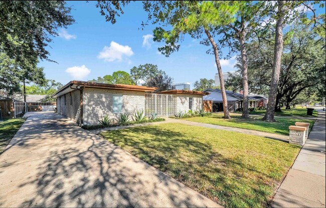 Building Photo - Exclusively Marketed by Wajdi Ahmad with Realty Of America. For more information please visit HAR...