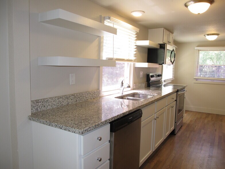 Building Photo - 2501 Monument Rd