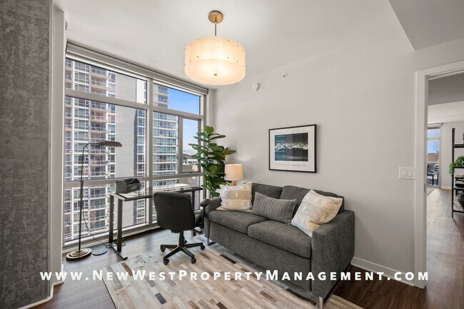 Building Photo - Stunning Fully Furnished East Village 2 Be...
