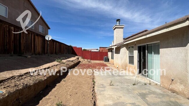 Building Photo - 9400 Nolina Dr