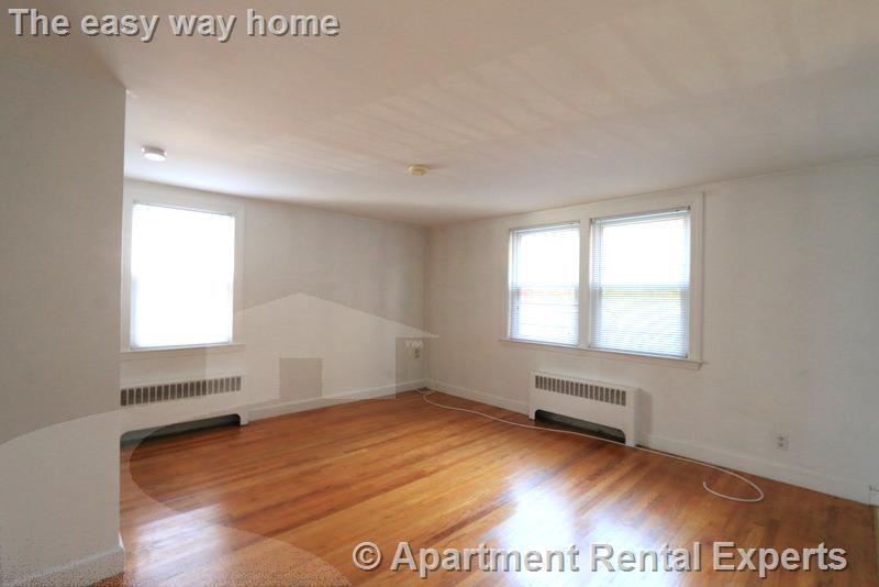 Building Photo - 48 Kirkland St