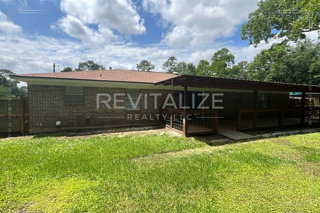 Building Photo - Stunning 4 Bed/2 Bathroom Home in West Mob...