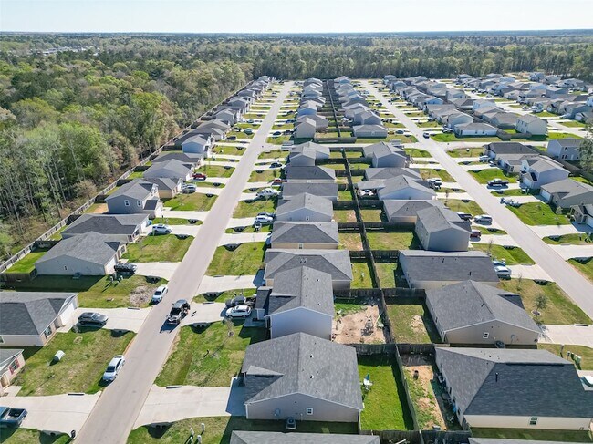Building Photo - 15708 Del Norte Dr