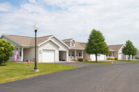 Building Photo - SOUTHLAKE COTTAGES