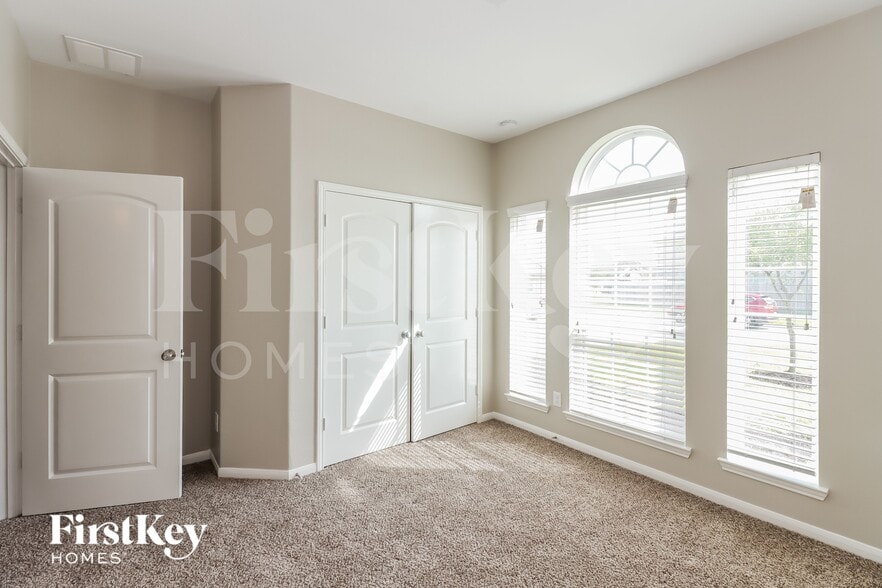 Building Photo - 1500 Foshee Ct