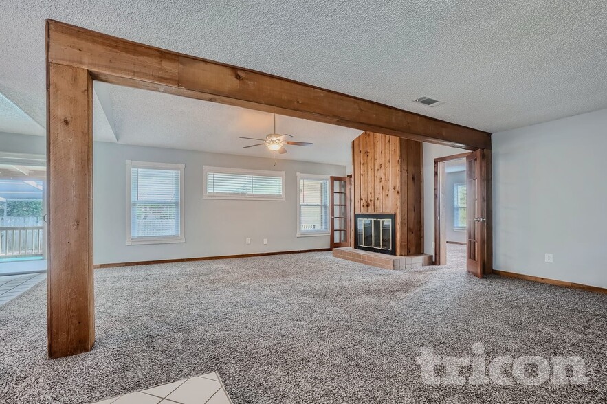 Building Photo - 316 E Citrus St