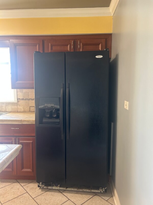 Building Photo - 14520 Harvey Ave