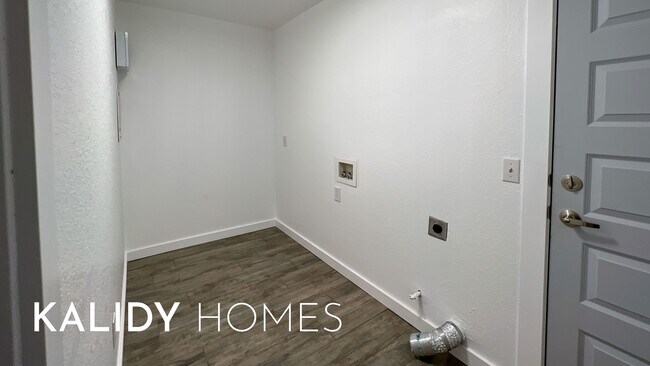 Building Photo - 5921 SE 88th St