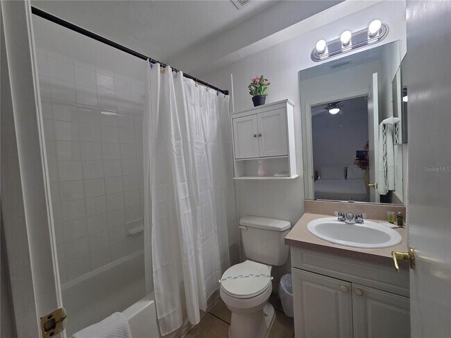 Building Photo - 803 Caribbean Dr