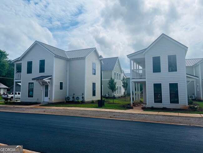 Building Photo - 101 Gardenia Ln