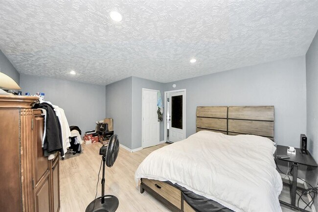 Building Photo - 2638 S Camden Pkwy
