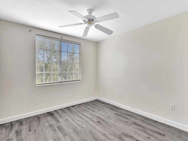 Building Photo - 6768 Heritage Grande