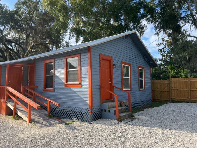 Primary Photo - 616 SE 13th Terrace