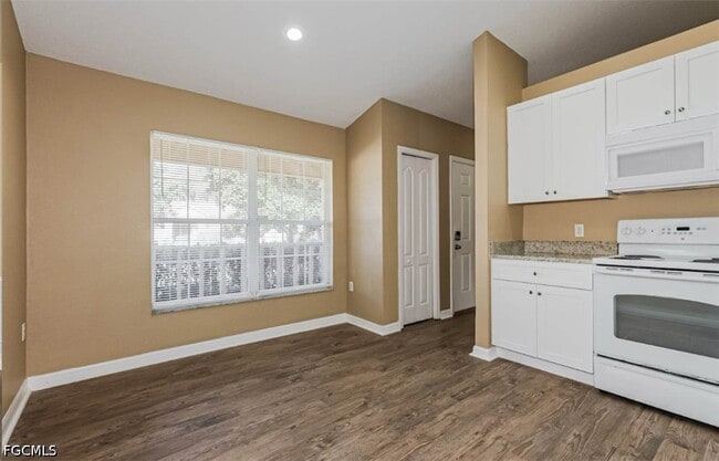 Building Photo - 140 SW 29th St