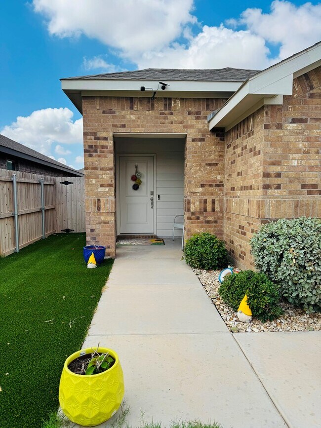 Building Photo - 7717 Purple Vitex Rd