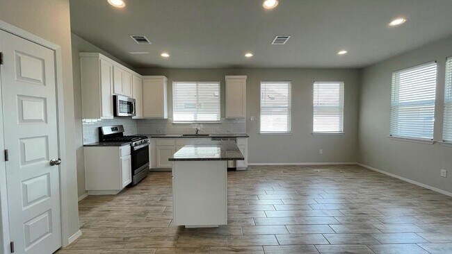 Building Photo - 1409 Goforth Rd