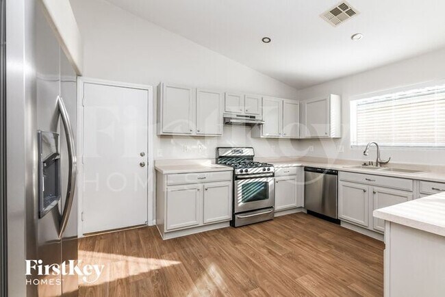 Building Photo - 5617 Mahogany Run Place