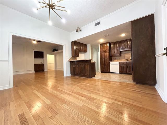 Building Photo - 1537 High Crest Ct
