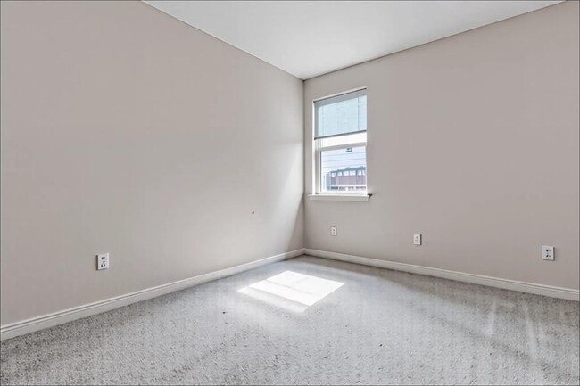 Building Photo - 8307 Dampton Ln