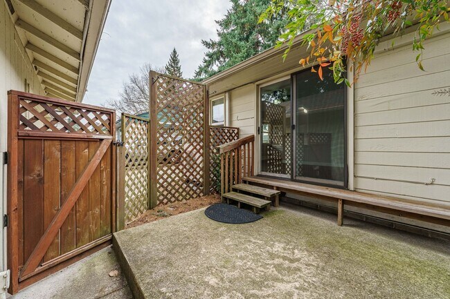 Building Photo - Krug 1201-1203