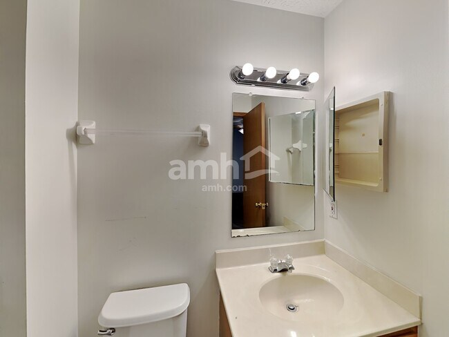 Building Photo - 2180 Maribeth Pl