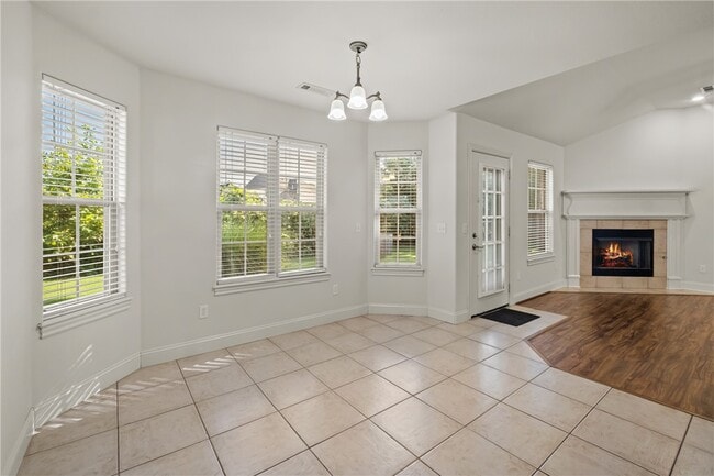 Building Photo - 3806 W Tanyard Dr