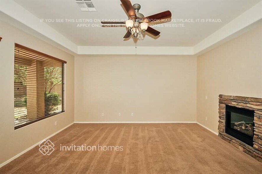 Building Photo - 3127 S Benton Cir