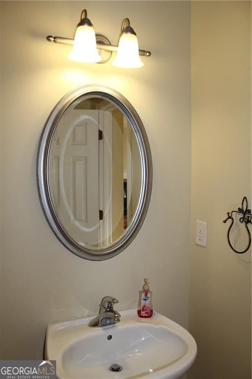 Building Photo - 2627 Hampton Park Dr