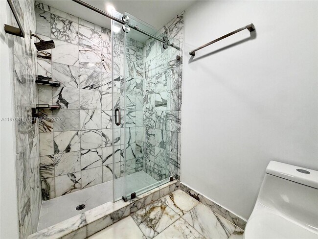 Building Photo - 4934 NW 94th Doral Pl