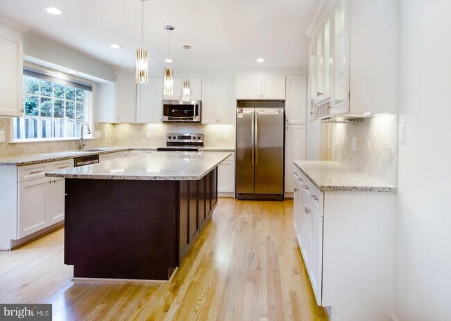 Building Photo - 2816 N Yucatan St