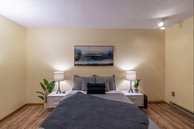 Building Photo - 322 Brentwood Dr