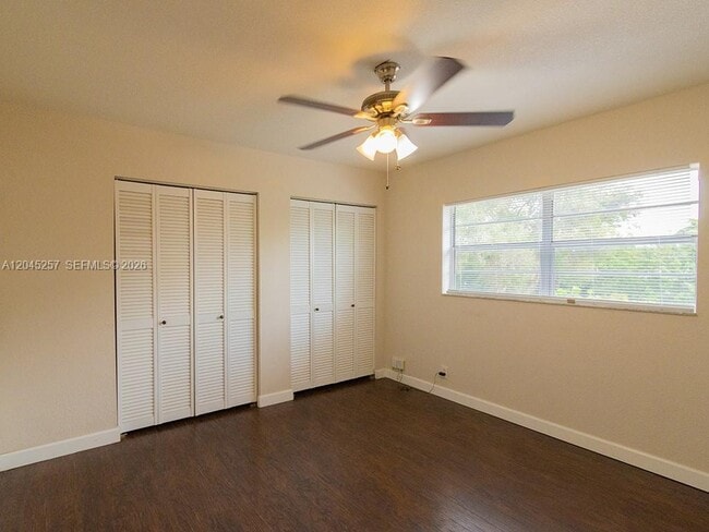 Building Photo - 4648 NW 9th Dr