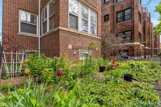 Building Photo - 1432 W Jonquil Terrace