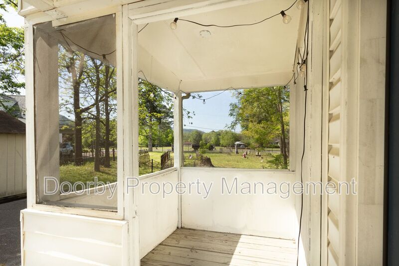 Building Photo - 85 West St