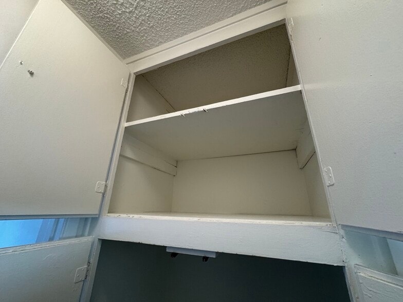 Building Photo - 5102 Inglewood Blvd