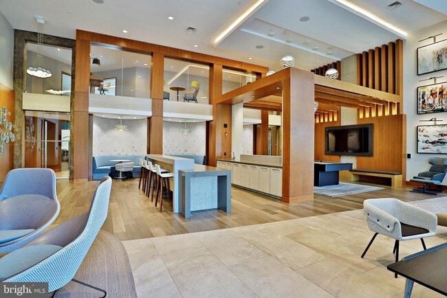 Building Photo - 145 Riverhaven Dr