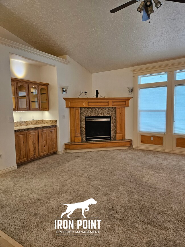 Building Photo - 3bed/2bath in sought after Nampa neighborhood w/3 car garage and large bonus room.