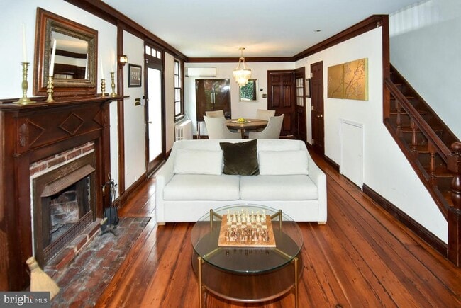 Building Photo - 1412 27th St NW