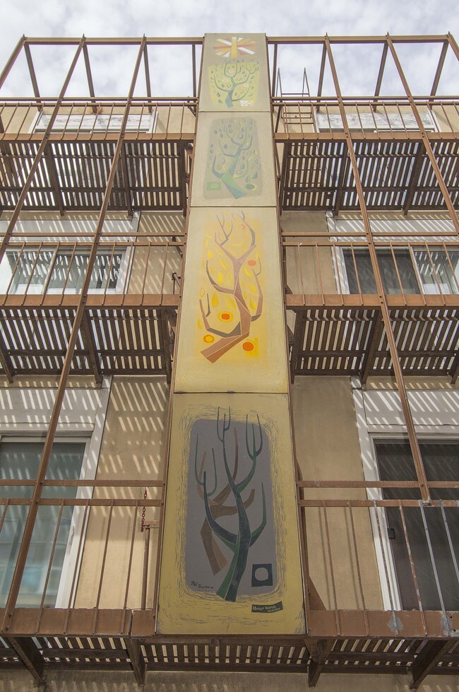 Building Photo - 55 Genoa