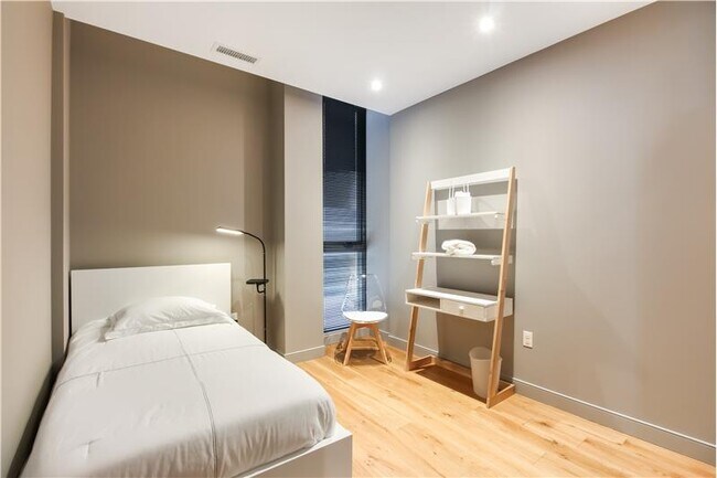 Building Photo - 448 K St NW
