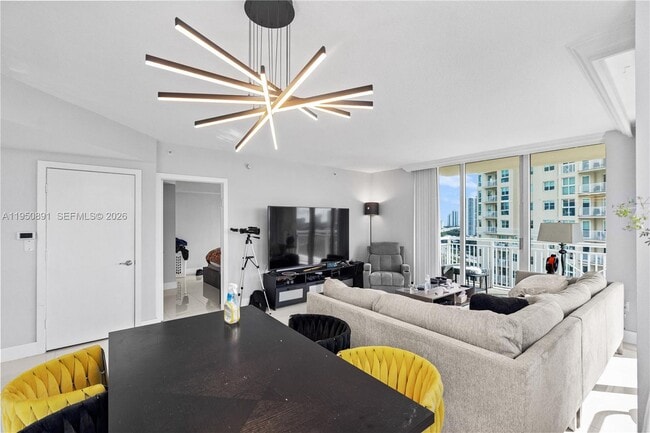 Building Photo - 19501 W Country Club Dr