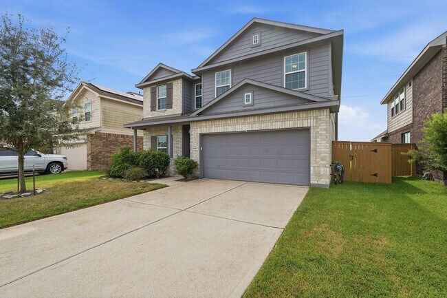 Building Photo - 10402 Matterhorn Dr